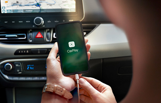 Apple CarPlay™ and Android Auto™